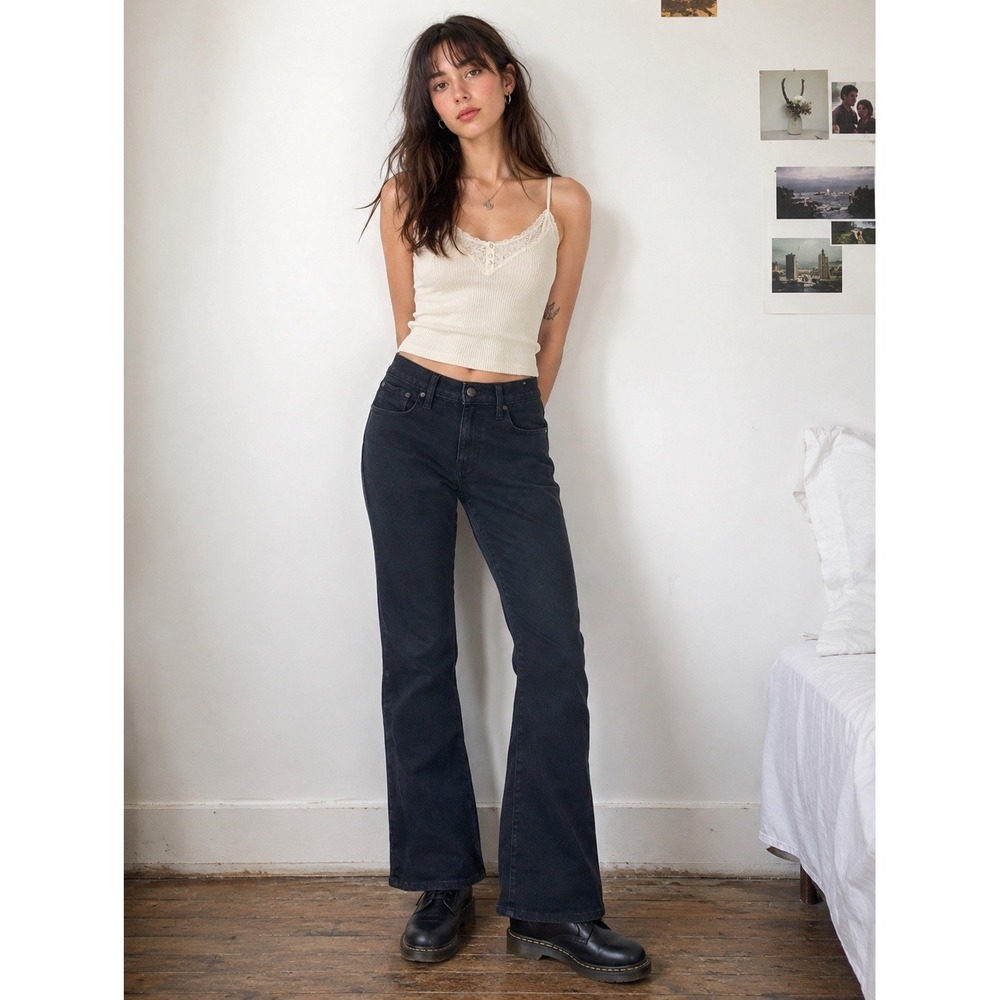 Madewell Jeans Mid Rise Kick Out Size 26 Black Flares Stretch Preppy